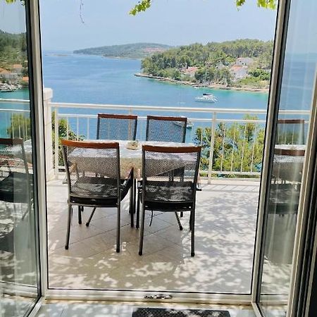 Apartments Danijela ルンバルダ エクステリア 写真